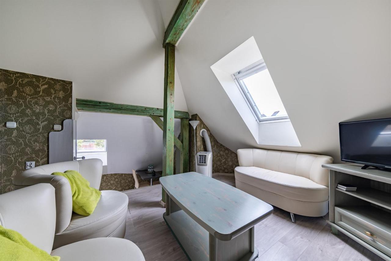 Hotel Pod Zamkiem Olsztyn  Extérieur photo