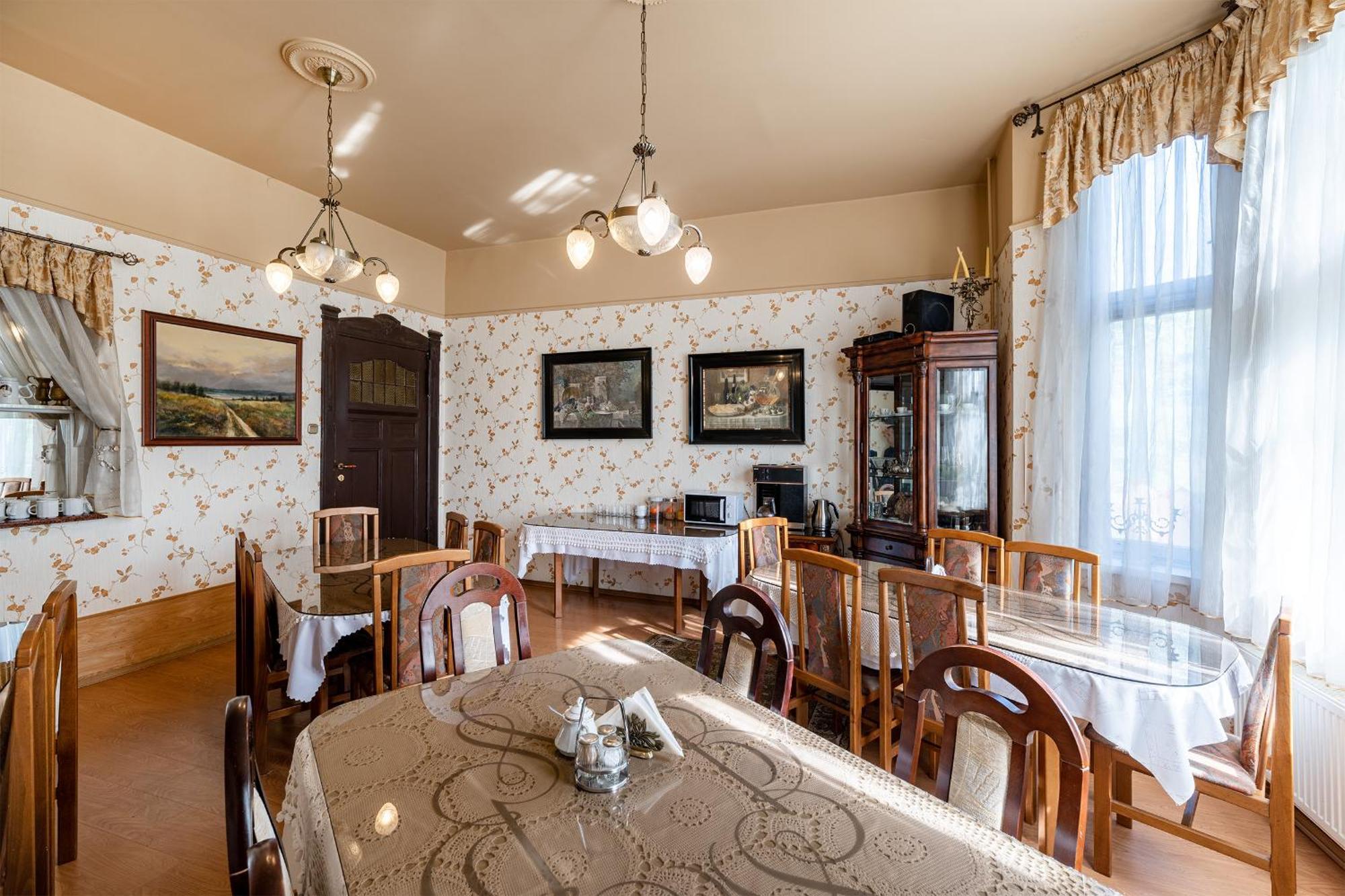 Hotel Pod Zamkiem Olsztyn  Extérieur photo
